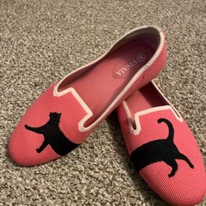 Vivaia Pink Cat flats size 6.5 excellent used condition